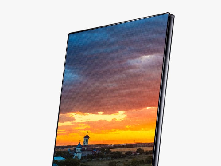 Crisp, Vivid Visual Effects