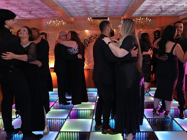 12'x12' LED Dance Floor (1)