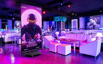 How to Choose the Right Poster LED Screen?