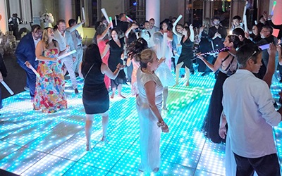 LED Pixel Floor: Custom Shapes & Logo Effects